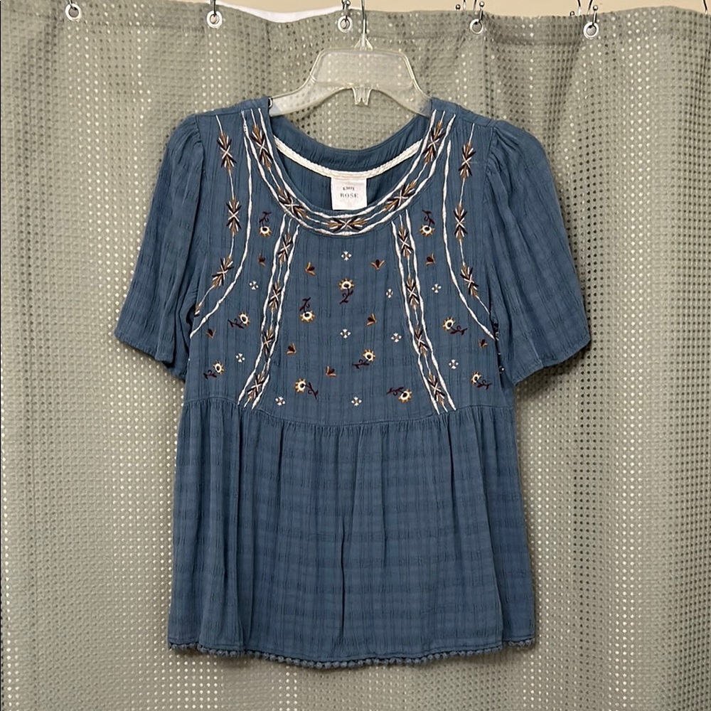 Knox Rose Blue and White Puff Sleeve Embellished Blouse